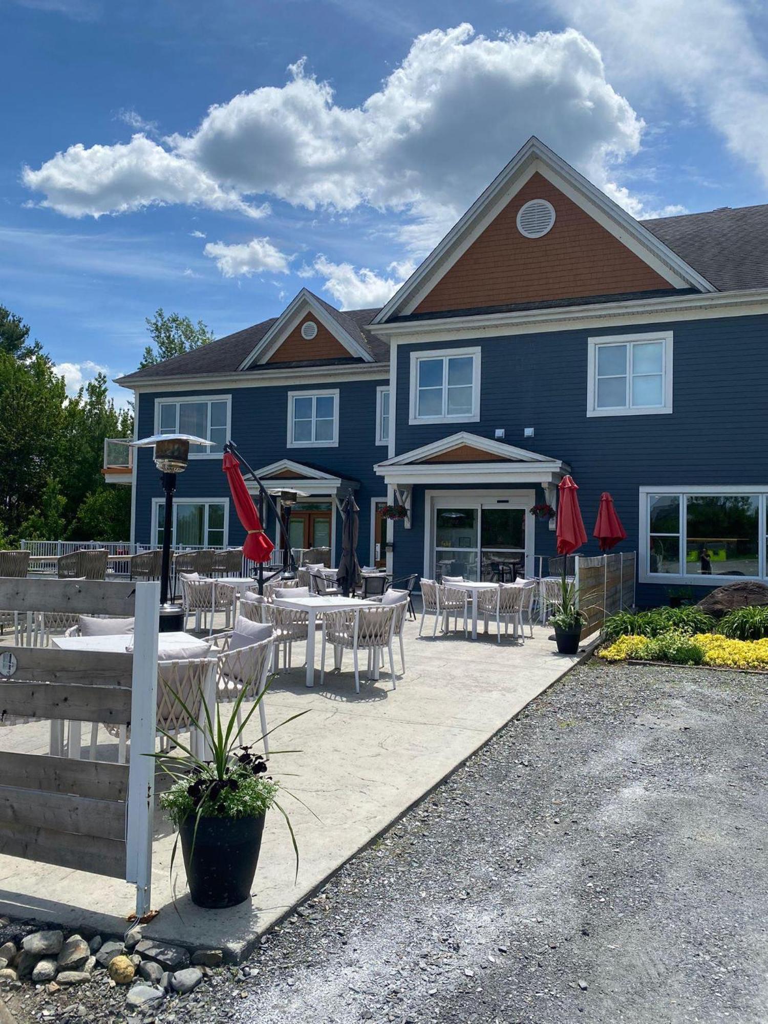 Location Au Sommet Du Lac Magog Exterior photo