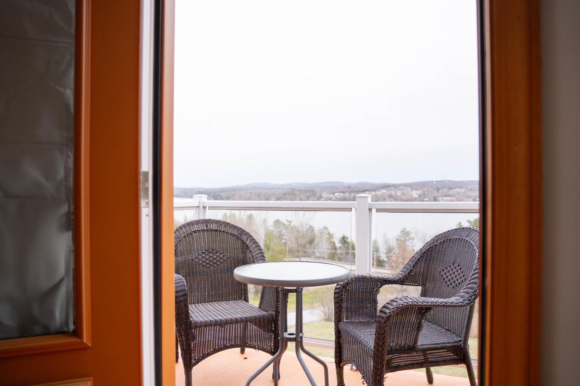 Location Au Sommet Du Lac Magog Exterior photo
