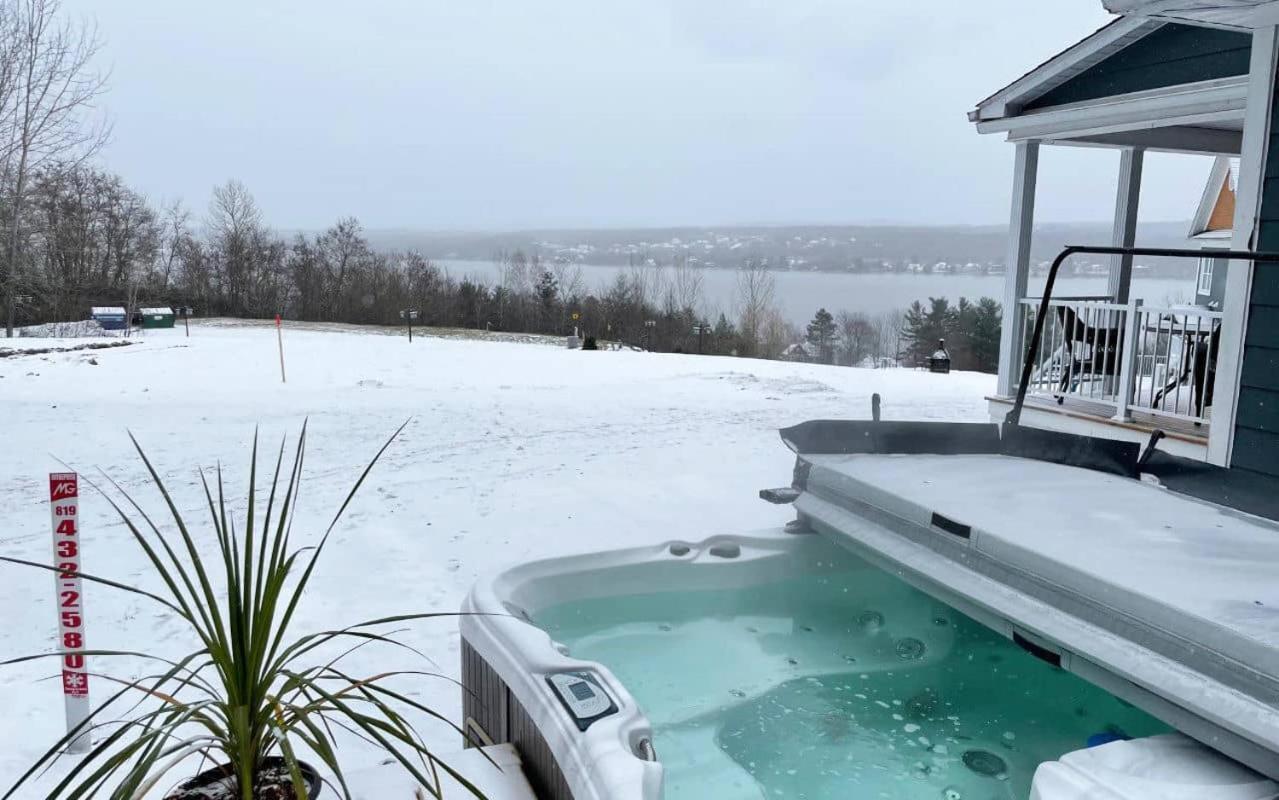 Location Au Sommet Du Lac Magog Exterior photo